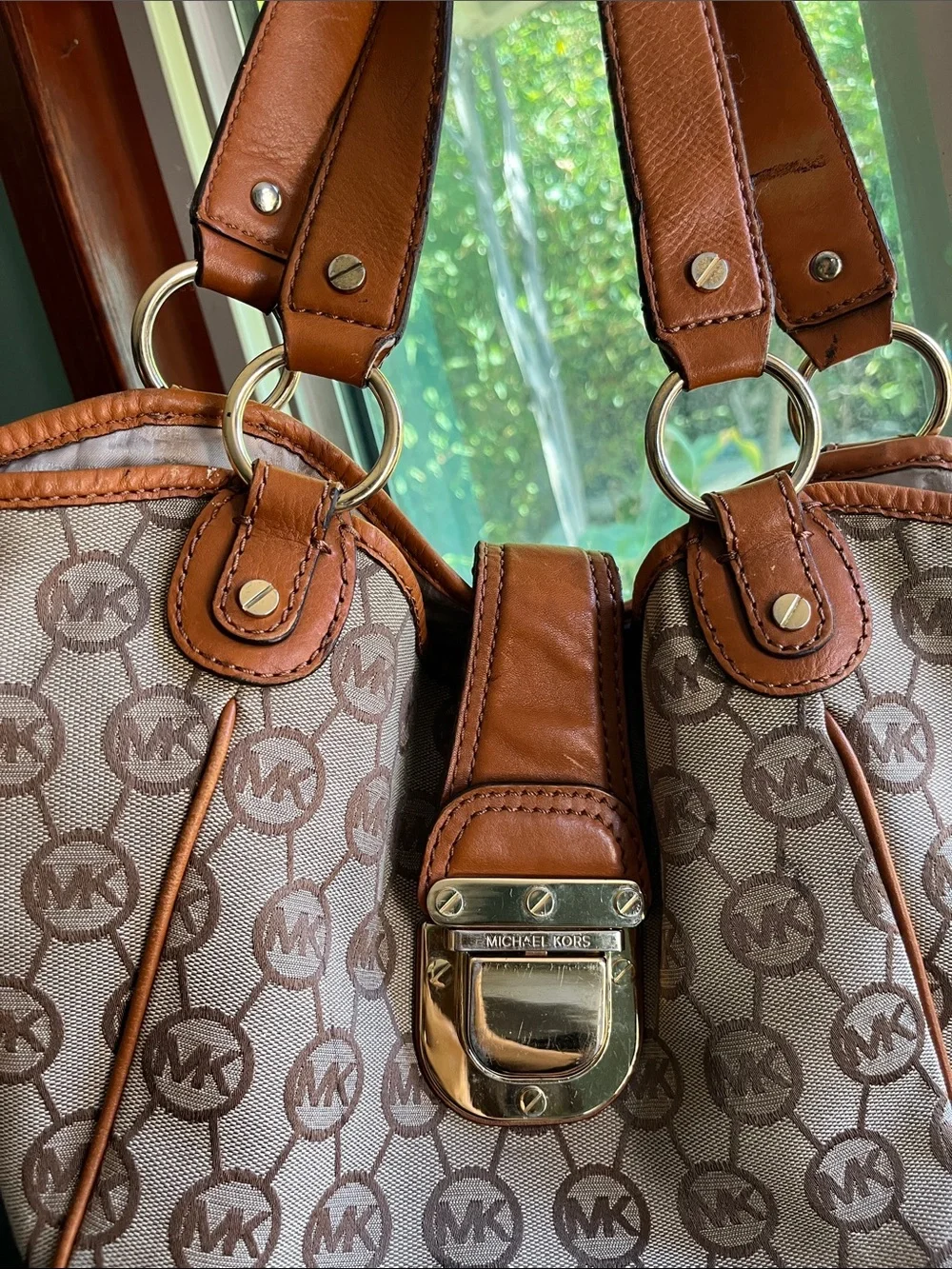 Michael Kors Tan Brown Signature Logo Shoulder Bag